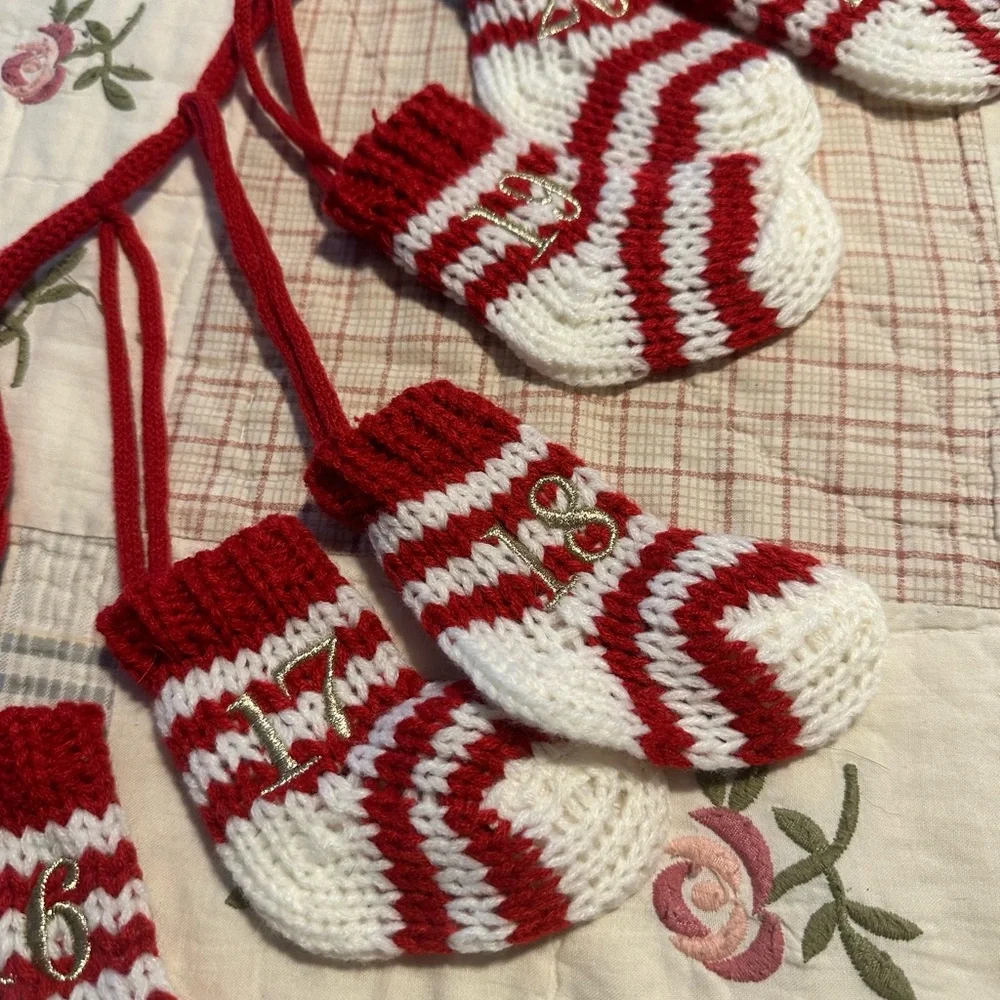 Knit stocking garland